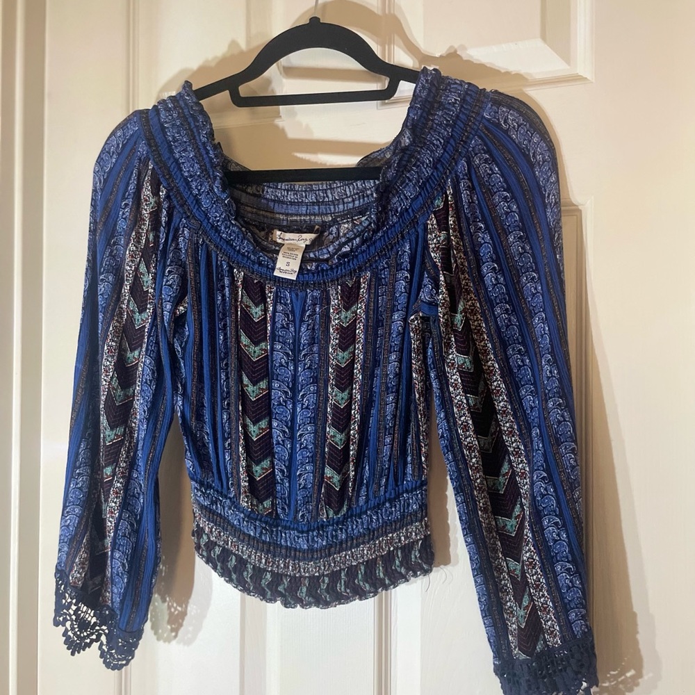 Beautiful Blue Print American Rags Small w/elastic waist Blouse